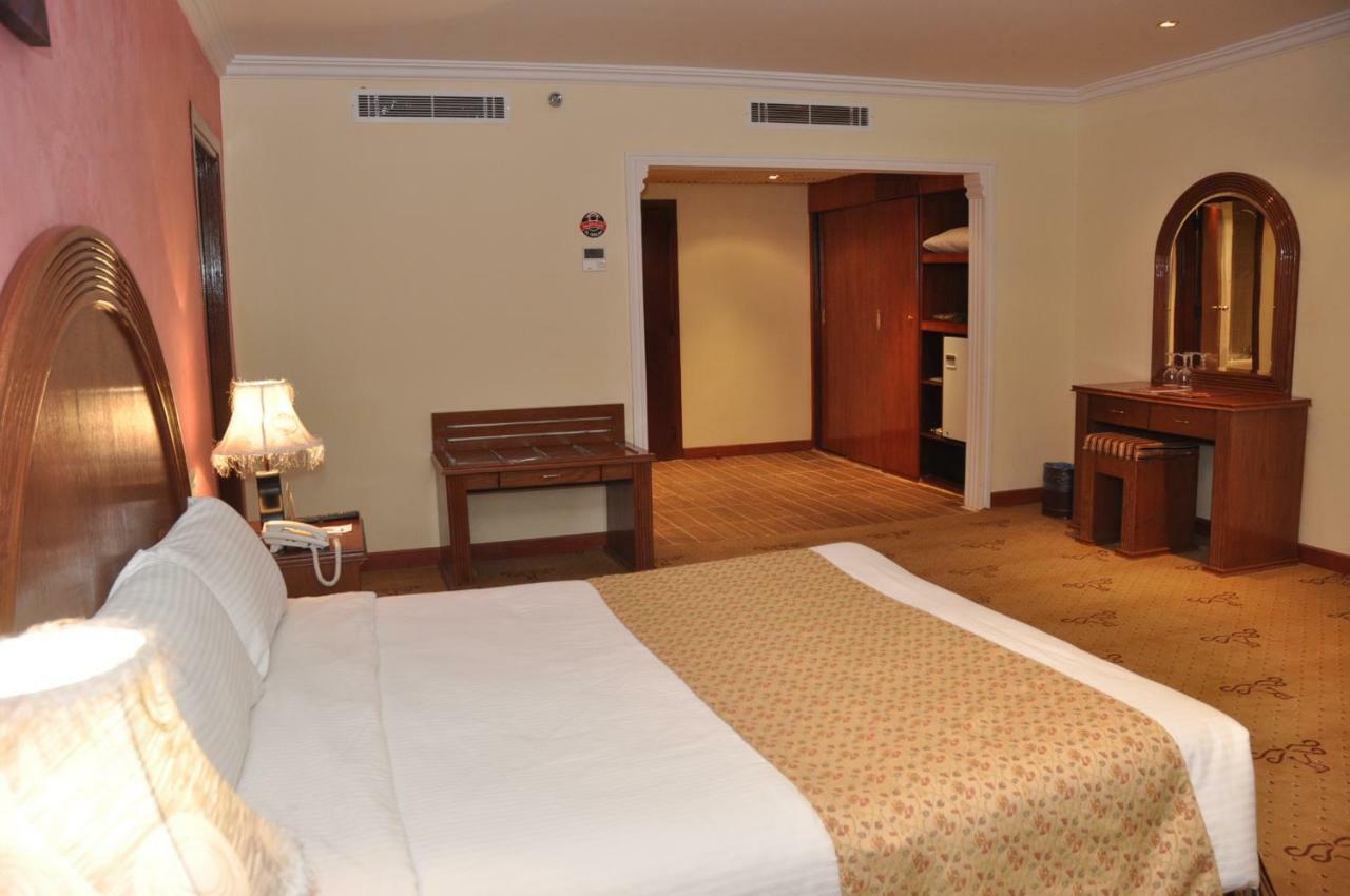 Hotel Di-Palace Riyadh Eksteriør bilde